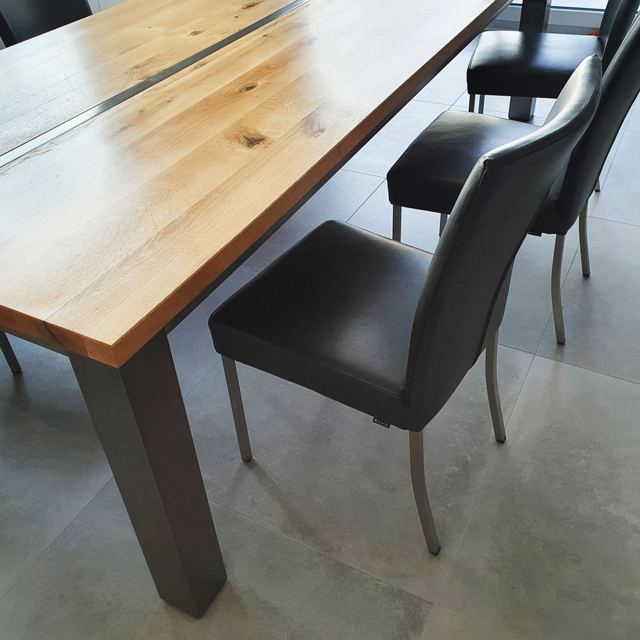 Massivholztisch – handgefertigt von Axel Jahn